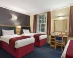 Room image #11 at Days Inn London Hyde Park